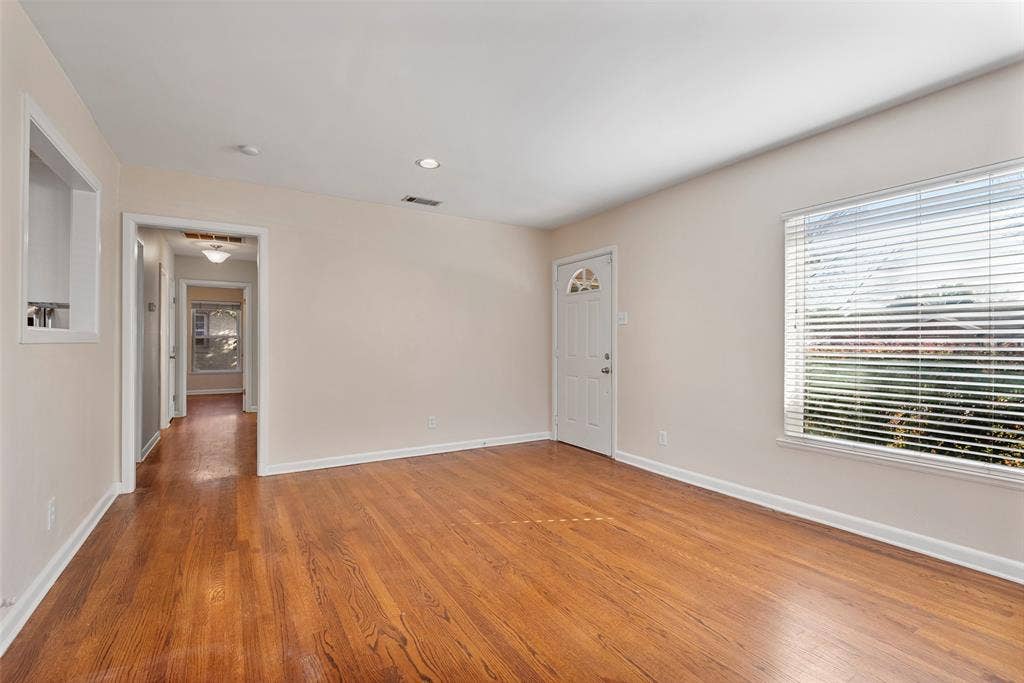 4131 Saranac Drive, Dallas, TX 75220 4131 Saranac Drive, Dallas, TX 75220