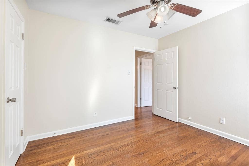 4131 Saranac Drive, Dallas, TX 75220 4131 Saranac Drive, Dallas, TX 75220