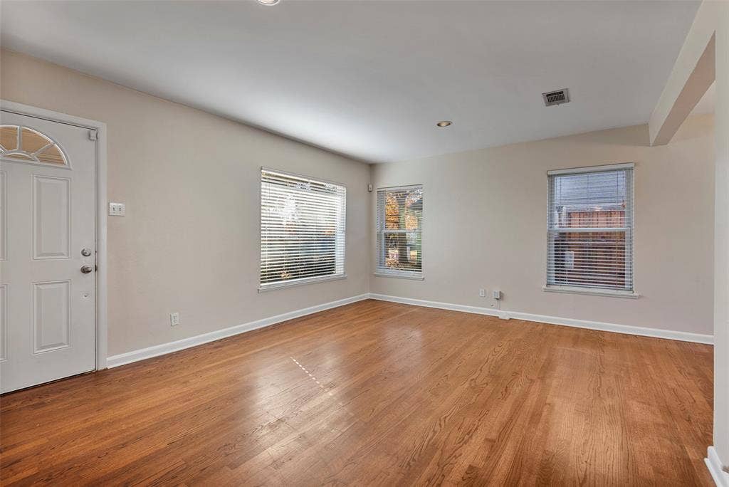 4131 Saranac Drive, Dallas, TX 75220 4131 Saranac Drive, Dallas, TX 75220