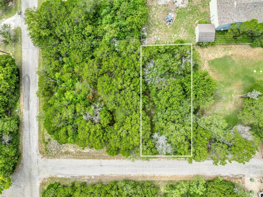 Property photo for 1725 Hitching Post, Granbury, TX