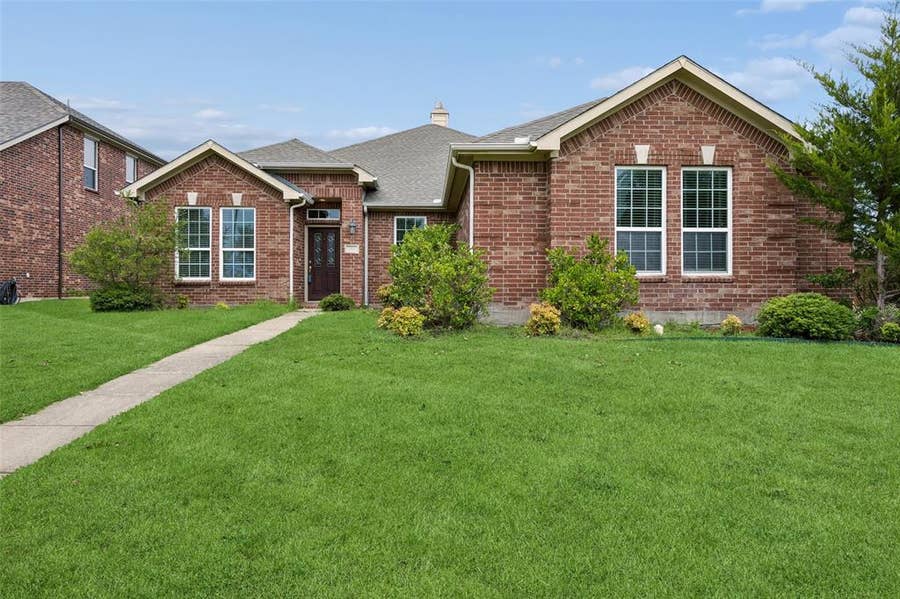 Property photo for 712 Beau Drive, Wylie, TX