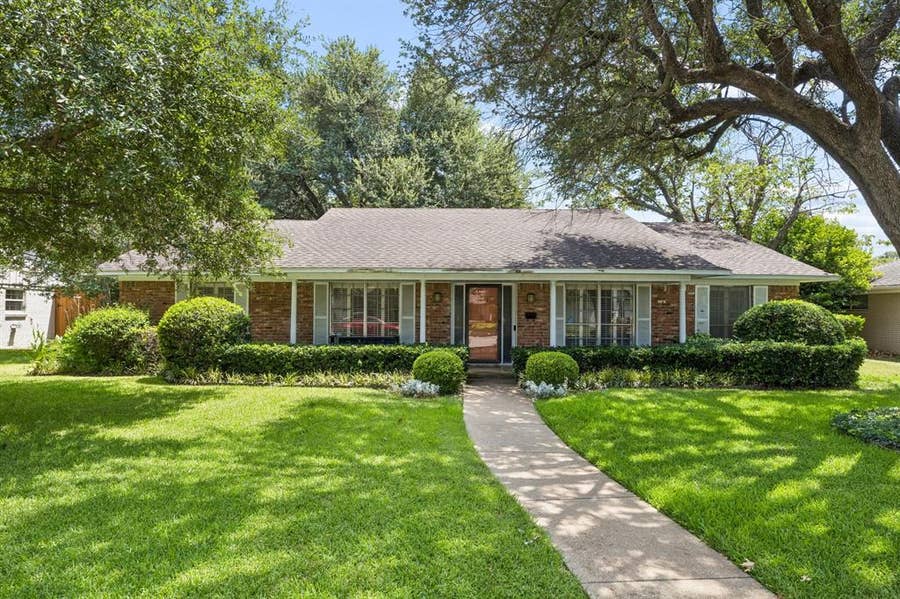 Property photo for 3240 Chapel Downs Drive, Dallas, TX