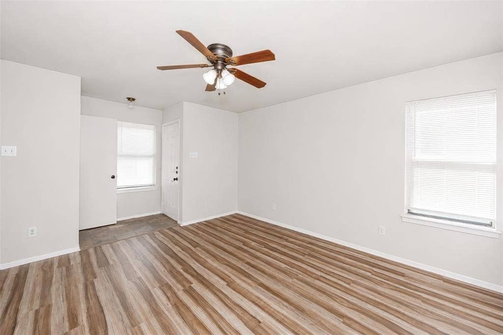 5113 Herrick Court, #B, Haltom City, TX 76117 5113 Herrick Court, #B, Haltom City, TX 76117