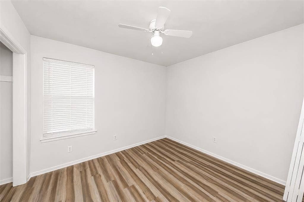 5113 Herrick Court, #B, Haltom City, TX 76117 5113 Herrick Court, #B, Haltom City, TX 76117