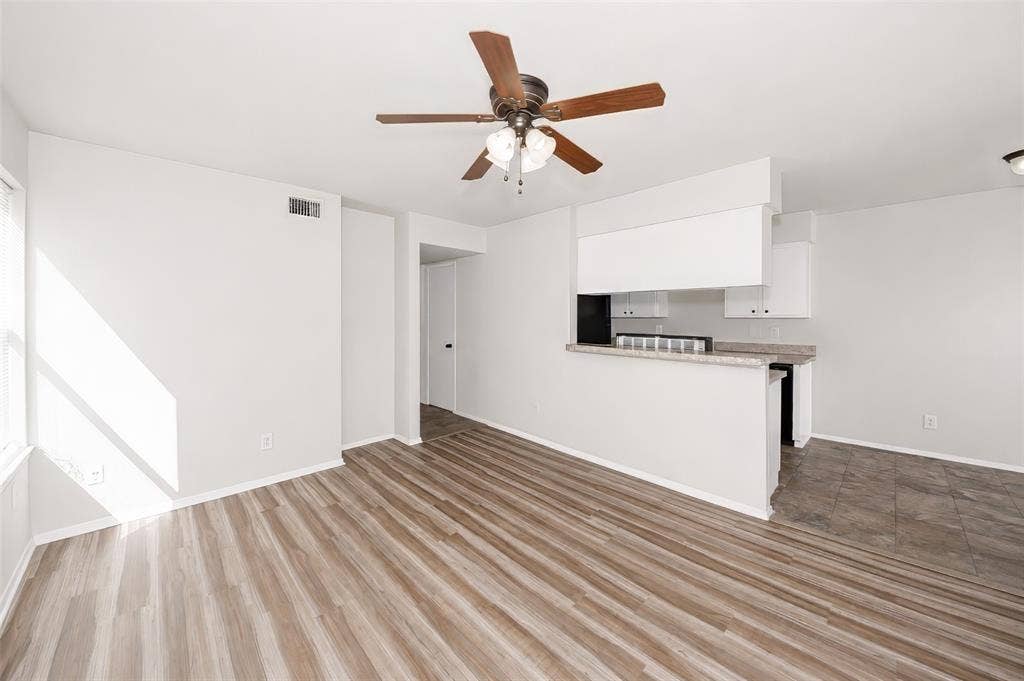 5113 Herrick Court, #B, Haltom City, TX 76117 5113 Herrick Court, #B, Haltom City, TX 76117