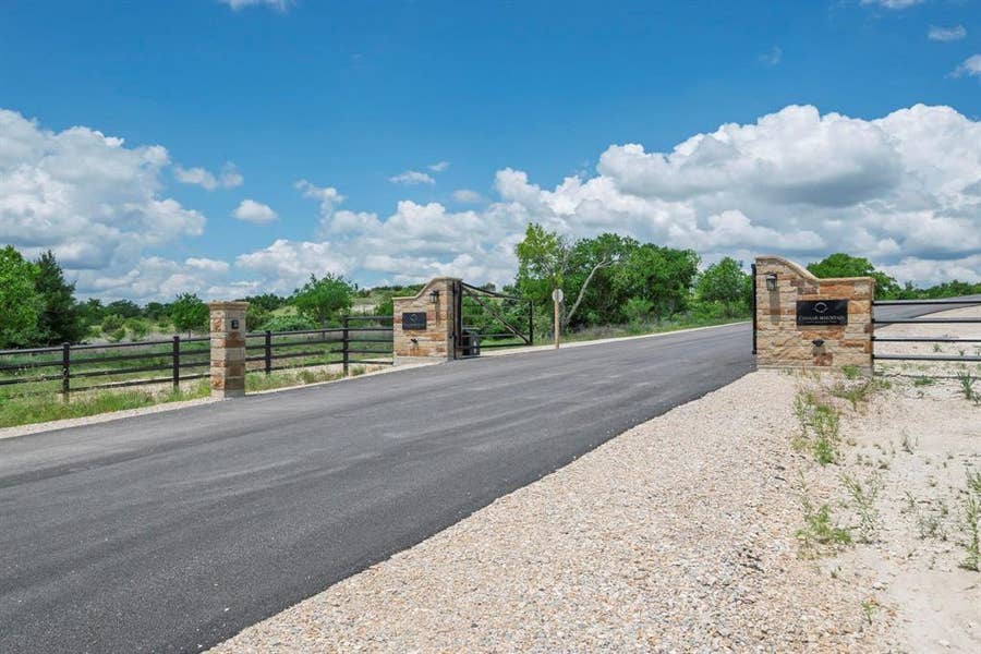 Property photo for 2500 Tom Chaney, Granbury, TX