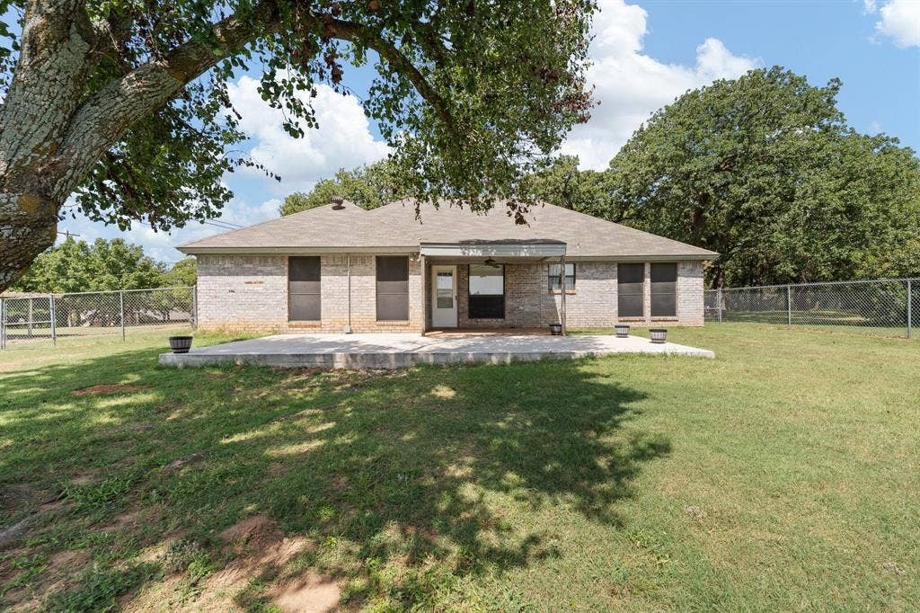 109 Sanchez Creek Court, Weatherford, TX 76088 109 Sanchez Creek Court, Weatherford, TX 76088