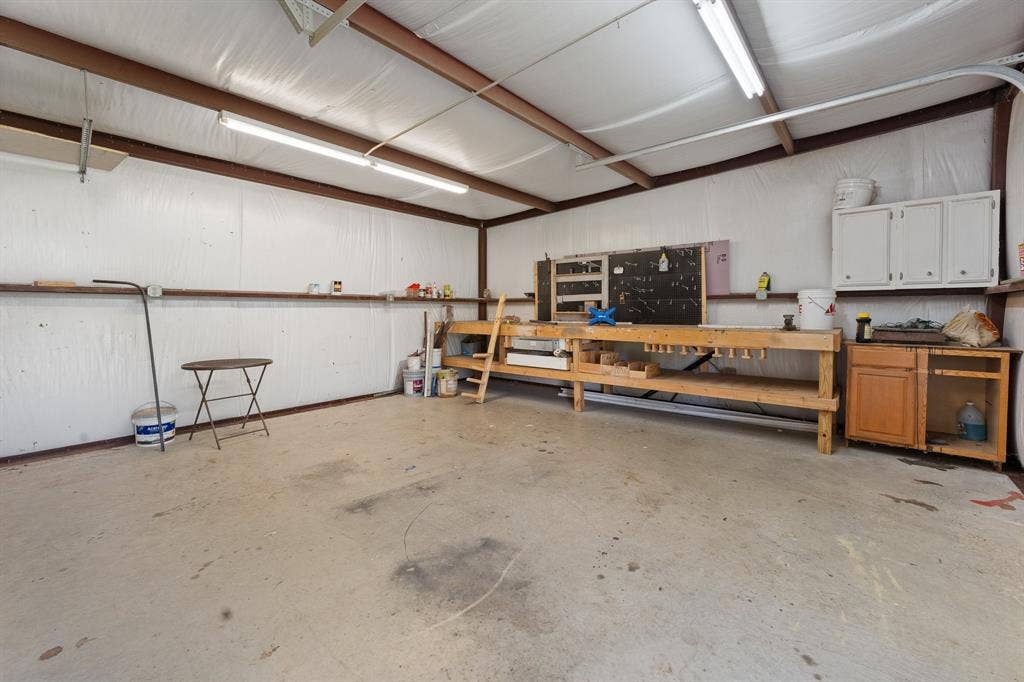 109 Sanchez Creek Court, Weatherford, TX 76088 109 Sanchez Creek Court, Weatherford, TX 76088