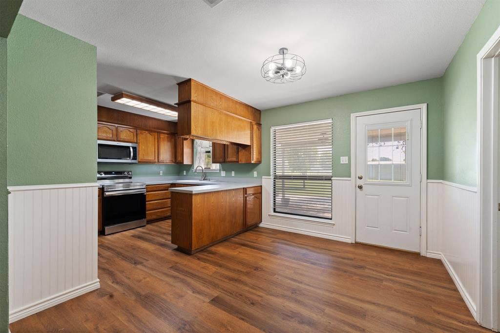 109 Sanchez Creek Court, Weatherford, TX 76088 109 Sanchez Creek Court, Weatherford, TX 76088