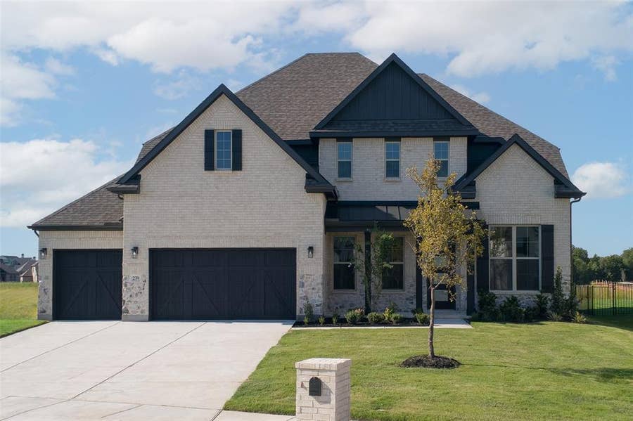 Property photo for 239 Maritime Court, Heath, TX