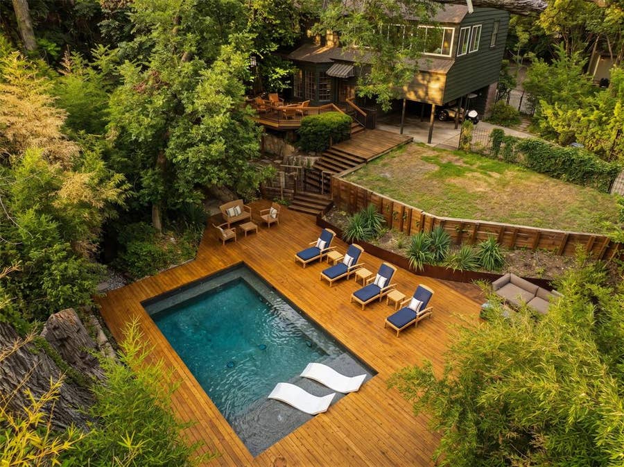 Property photo for 1001 Sarasota Circle, Dallas, TX