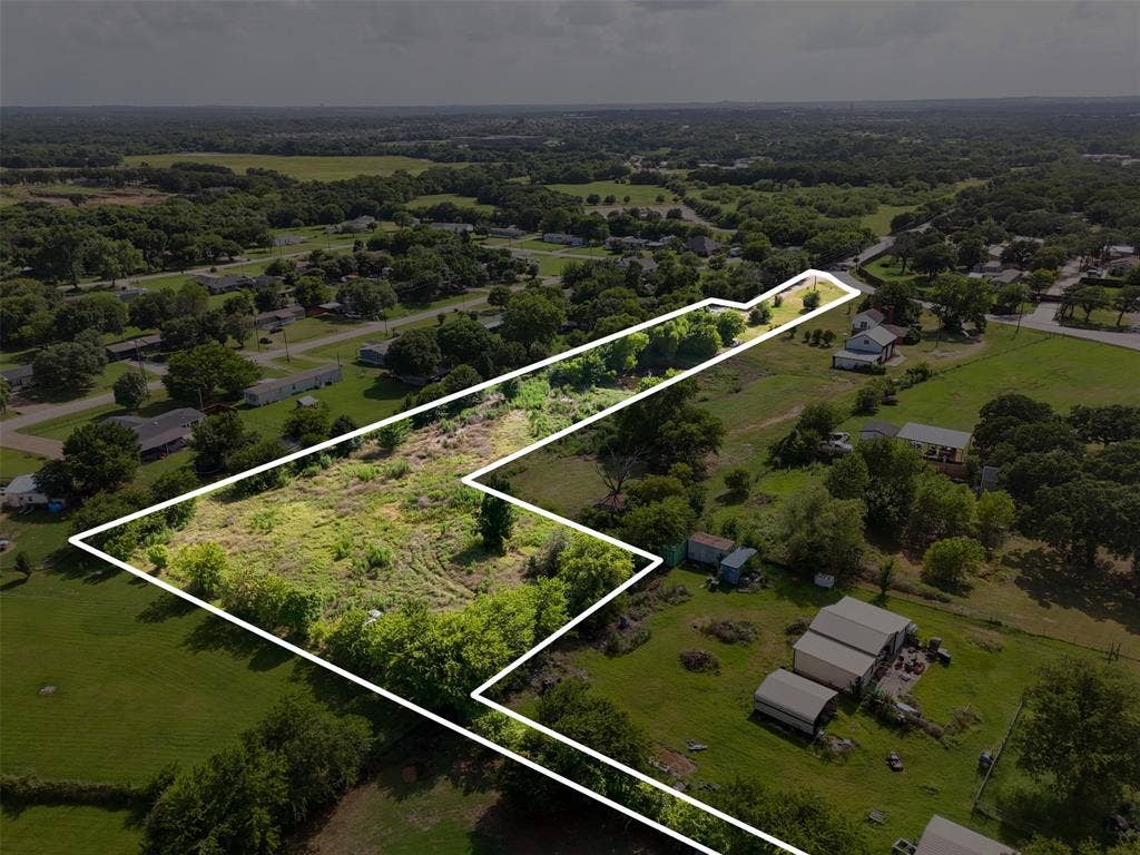 1816 Houston Road, Burleson, TX 76028 1816 Houston Road, Burleson, TX 76028