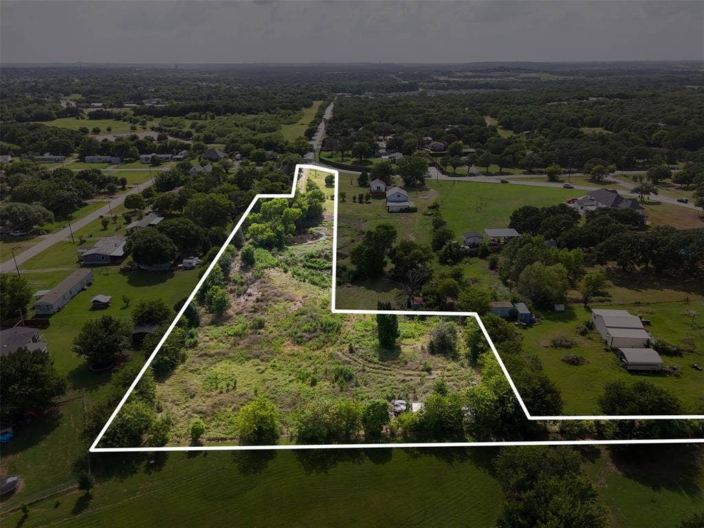 1816 Houston Road, Burleson, TX 76028 1816 Houston Road, Burleson, TX 76028