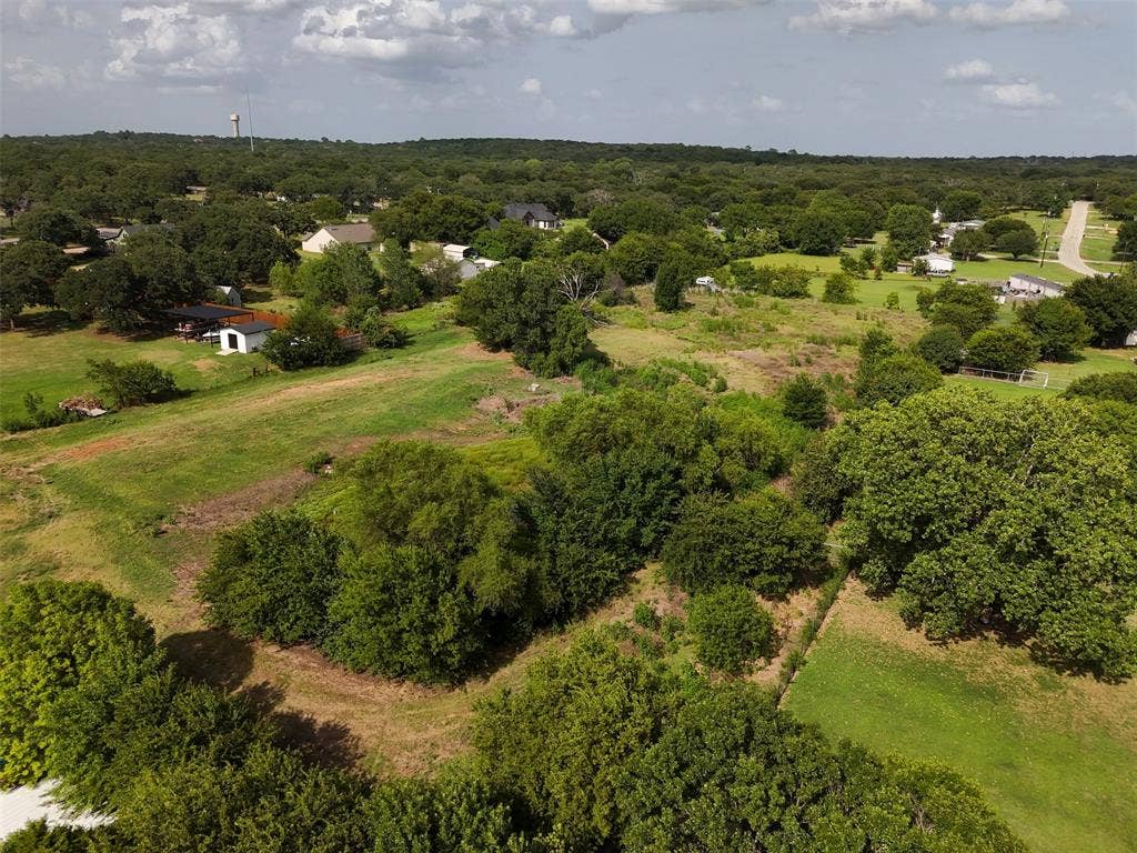 1816 Houston Road, Burleson, TX 76028 1816 Houston Road, Burleson, TX 76028