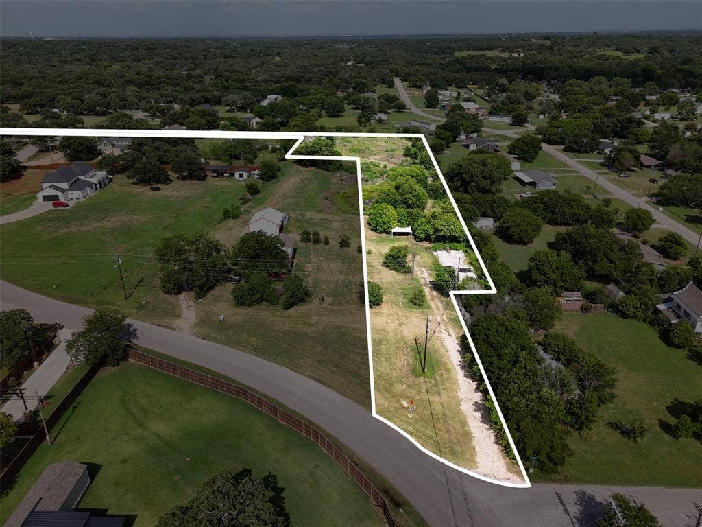 1816 Houston Road, Burleson, TX 76028 1816 Houston Road, Burleson, TX 76028