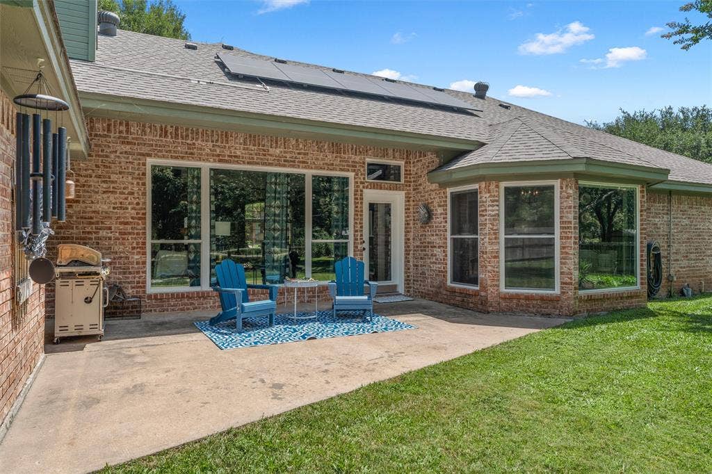 9408 Silverthorn Drive, Waco, TX 76708 9408 Silverthorn Drive, Waco, TX 76708