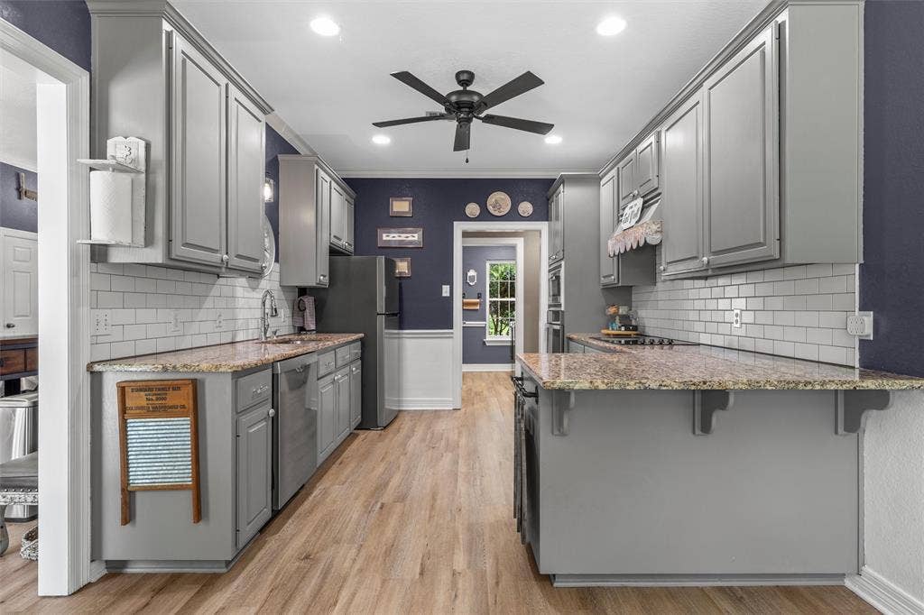 9408 Silverthorn Drive, Waco, TX 76708 9408 Silverthorn Drive, Waco, TX 76708