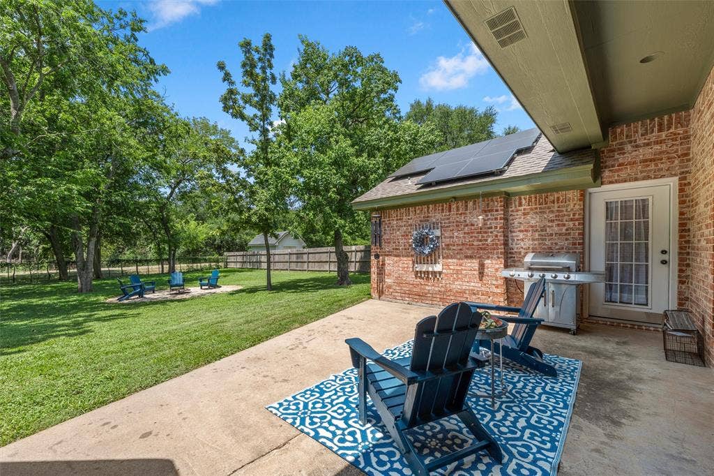 9408 Silverthorn Drive, Waco, TX 76708 9408 Silverthorn Drive, Waco, TX 76708