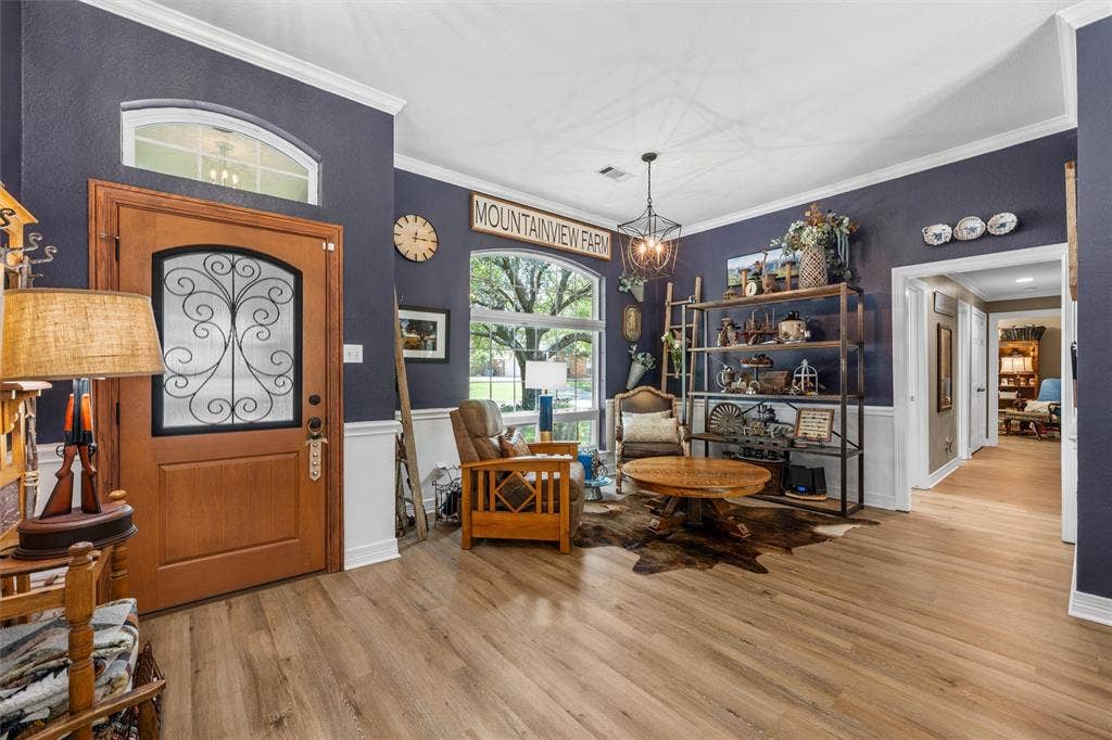 9408 Silverthorn Drive, Waco, TX 76708 9408 Silverthorn Drive, Waco, TX 76708