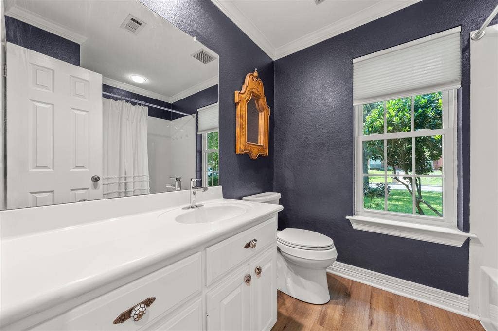 9408 Silverthorn Drive, Waco, TX 76708 9408 Silverthorn Drive, Waco, TX 76708
