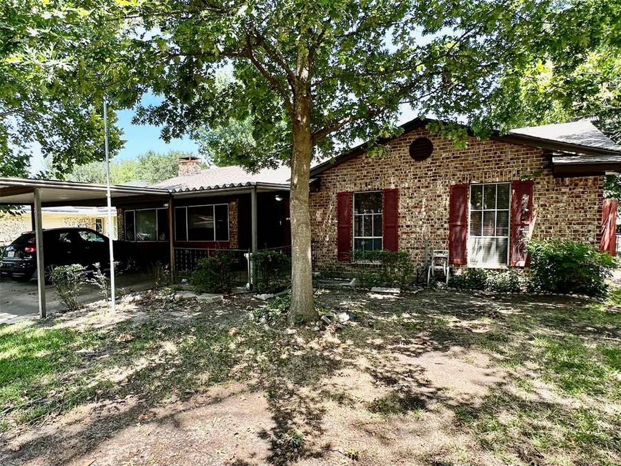 Property photo for 404 Birchwood Circle, Mesquite, TX