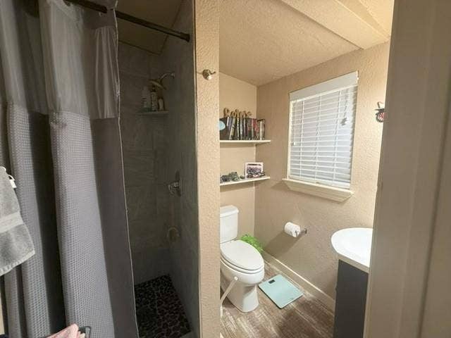 528 S Coppell Road, Coppell, TX 75019 528 S Coppell Road, Coppell, TX 75019