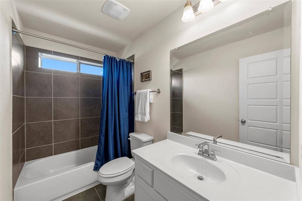 4917 Shore Crest Drive, McKinney, TX 75070 4917 Shore Crest Drive, McKinney, TX 75070
