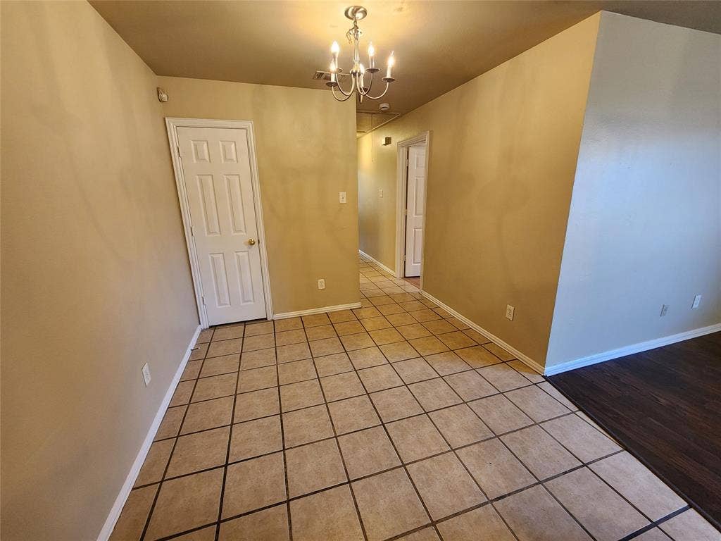 939 Baker Street, Fort Worth, TX 76104 939 Baker Street, Fort Worth, TX 76104