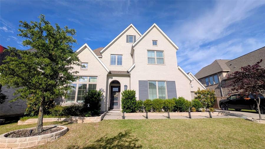 Property photo for 8933 Frostweed Road, Frisco, TX