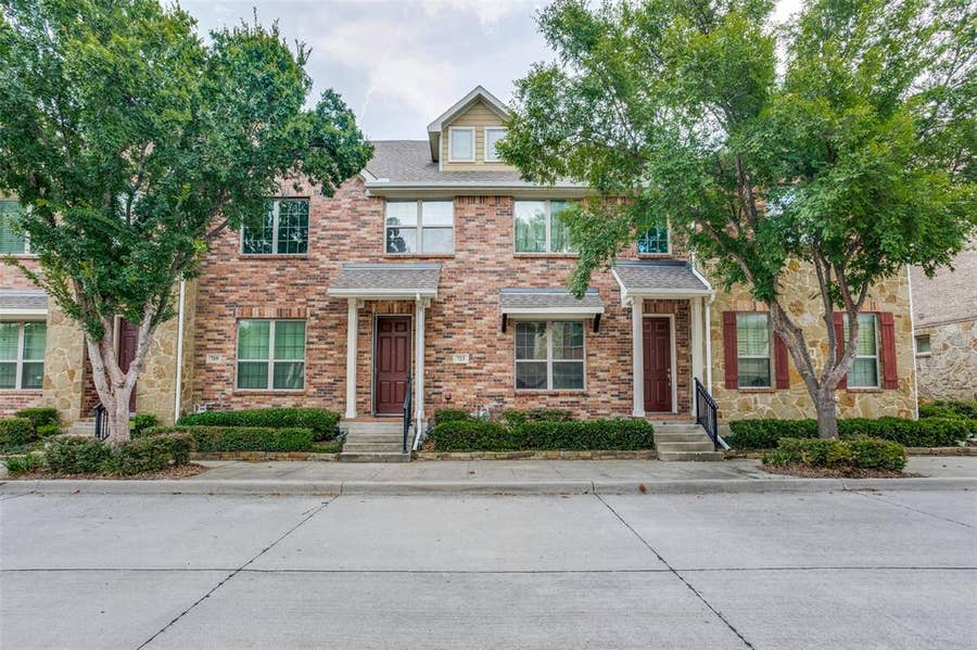 Property photo for 723 Matthew Place, Richardson, TX