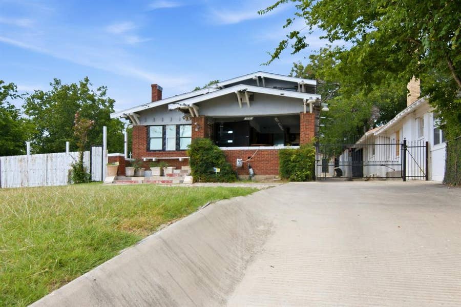 Property photo for 2929 E Lancaster Avenue, Fort Worth, TX