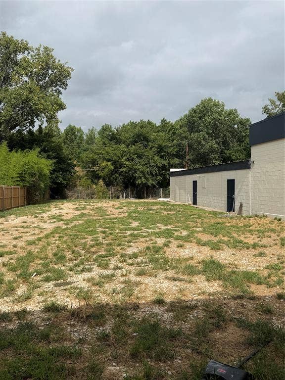 2211 Lamont Avenue, Dallas, TX 75216 2211 Lamont Avenue, Dallas, TX 75216