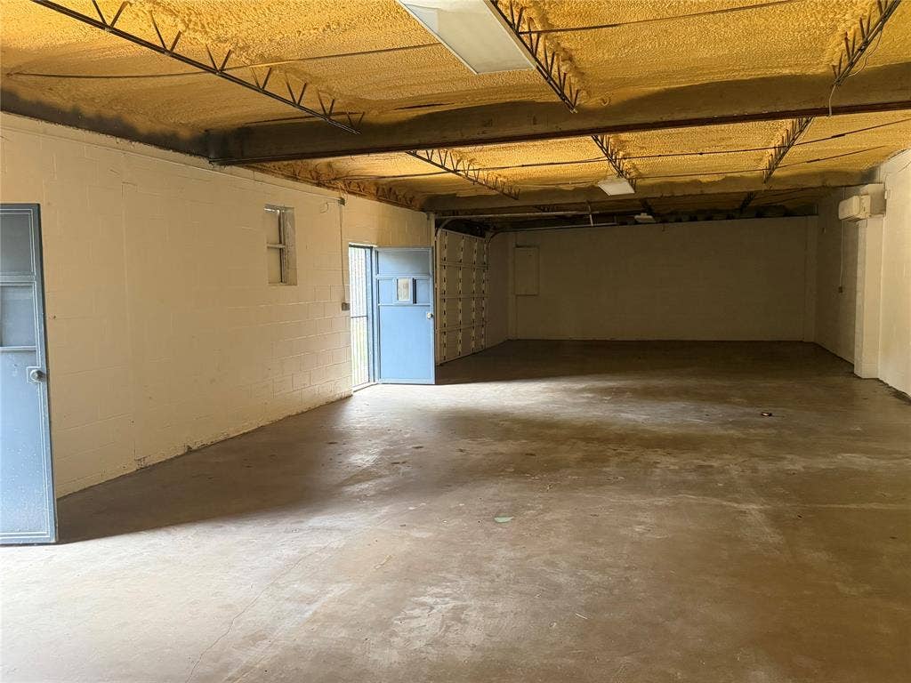 2211 Lamont Avenue, Dallas, TX 75216 2211 Lamont Avenue, Dallas, TX 75216