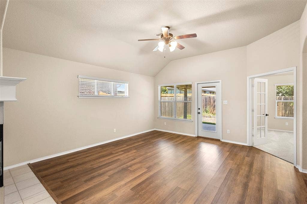 224 Carson Drive, Waxahachie, TX 75167 224 Carson Drive, Waxahachie, TX 75167