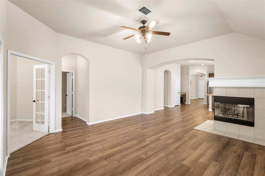 224 Carson Drive, Waxahachie, TX 75167 224 Carson Drive, Waxahachie, TX 75167