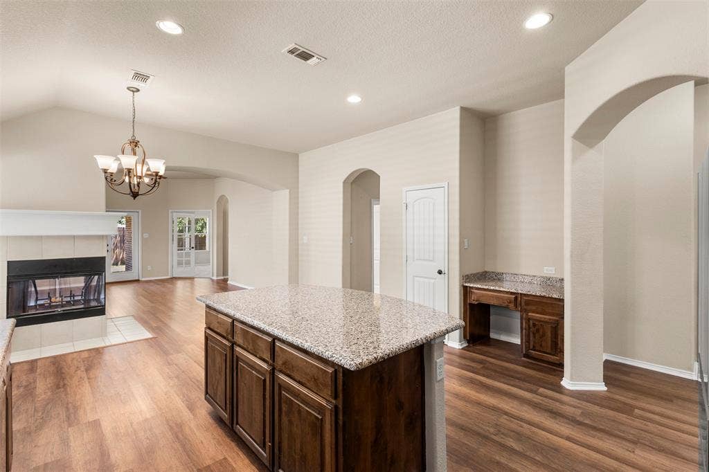 224 Carson Drive, Waxahachie, TX 75167 224 Carson Drive, Waxahachie, TX 75167