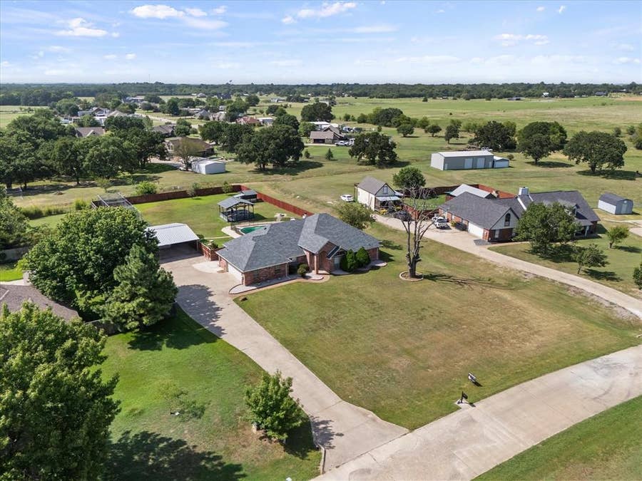 Property photo for 1089 Oak Hollow Lane, Combine, TX