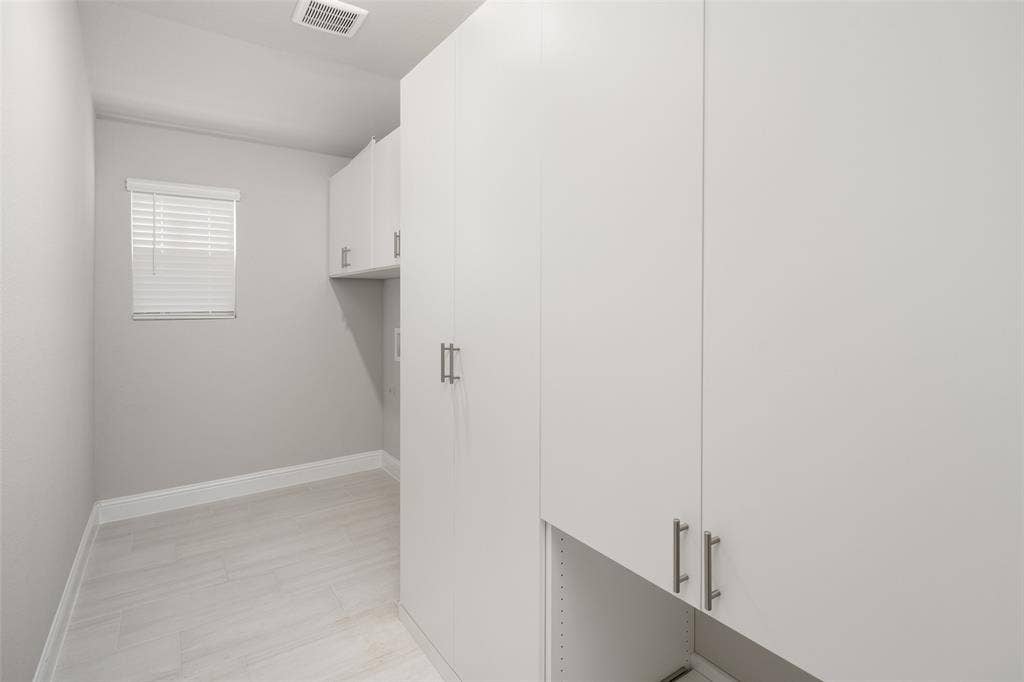 1113 Gardendale Hollow Lane, Anna, TX 75409 Custom Storage-Closets By Design