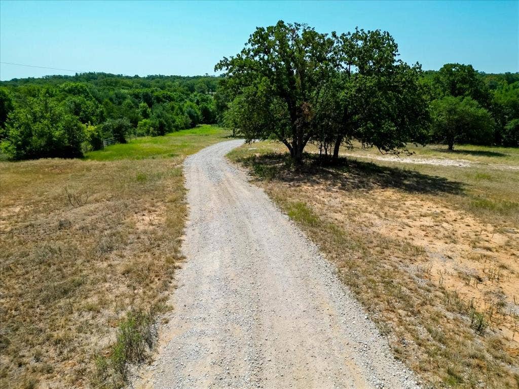 156 PR 3626, Springtown, TX 76082 156 PR 3626, Springtown, TX 76082