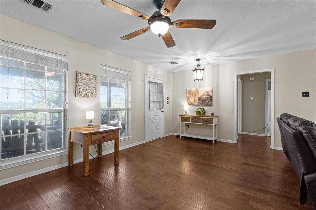 156 PR 3626, Springtown, TX 76082 156 PR 3626, Springtown, TX 76082