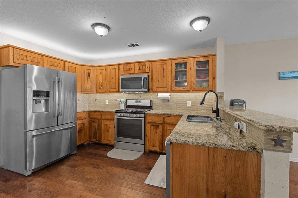 156 PR 3626, Springtown, TX 76082 156 PR 3626, Springtown, TX 76082