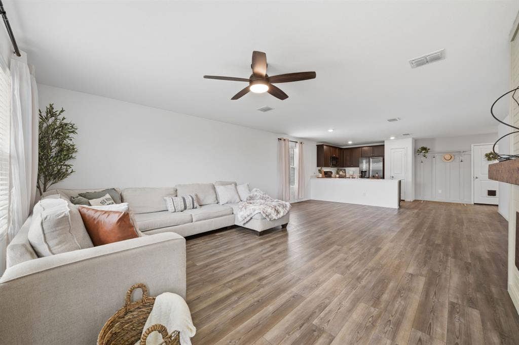 5303 Braemar Way, Princeton, TX 75407 5303 Braemar Way, Princeton, TX 75407