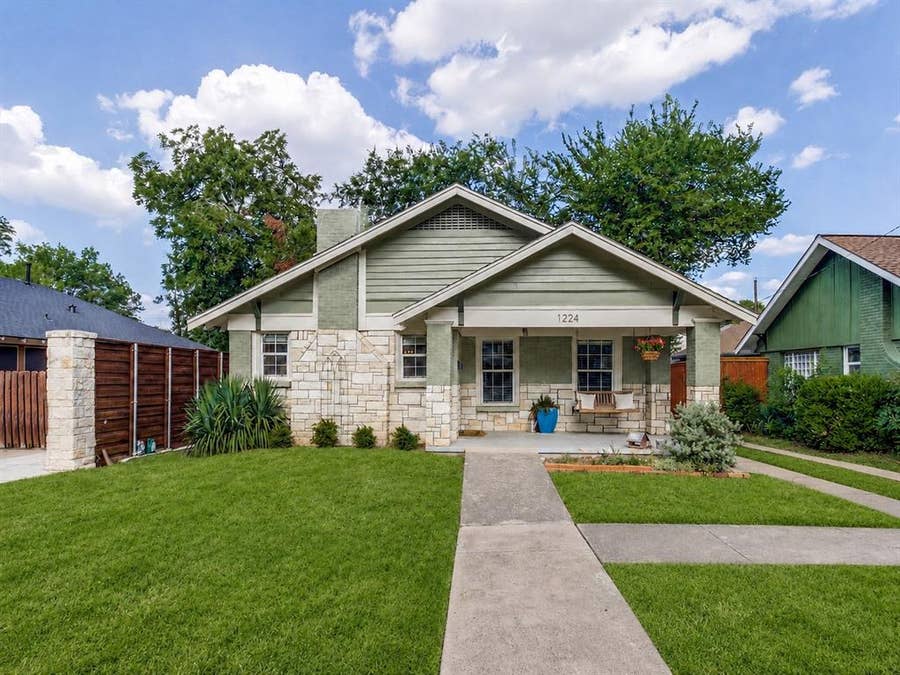 Property photo for 1224 Hollywood Avenue, Dallas, TX
