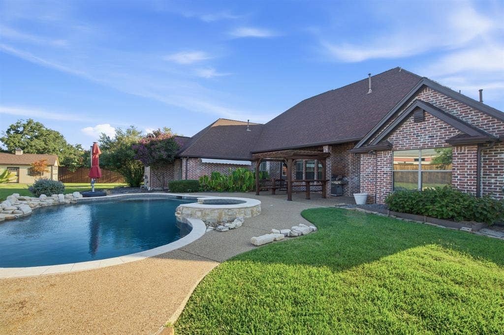 8470 Steeplechase Circle, Argyle, TX 76226