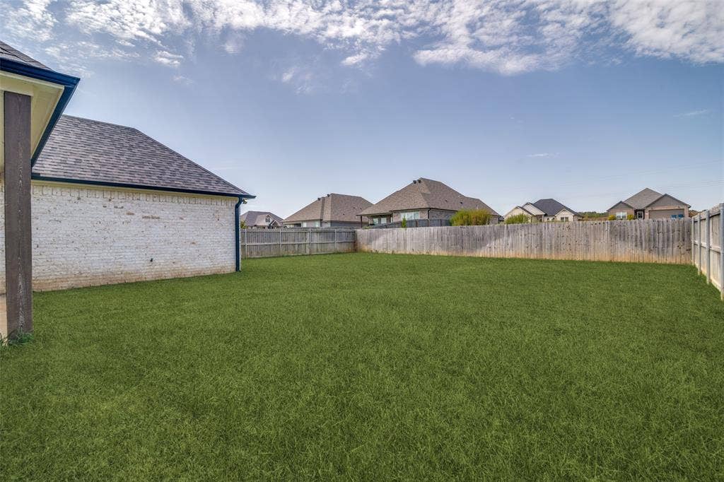 219 Kaul Lane, Bullard, TX 75757 219 Kaul Lane, Bullard, TX 75757