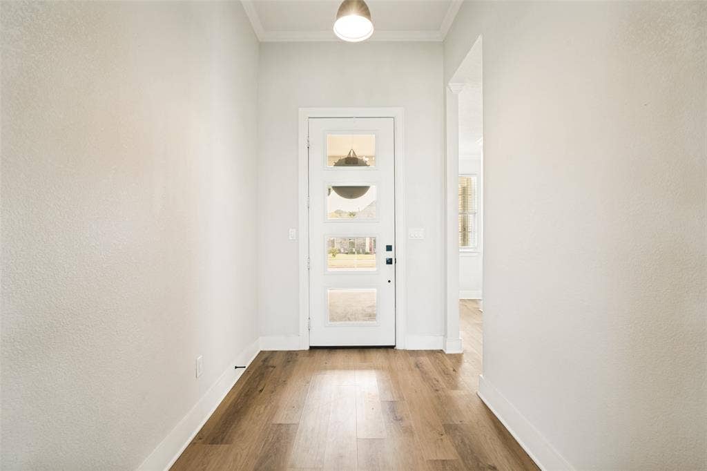 219 Kaul Lane, Bullard, TX 75757 Entry Way