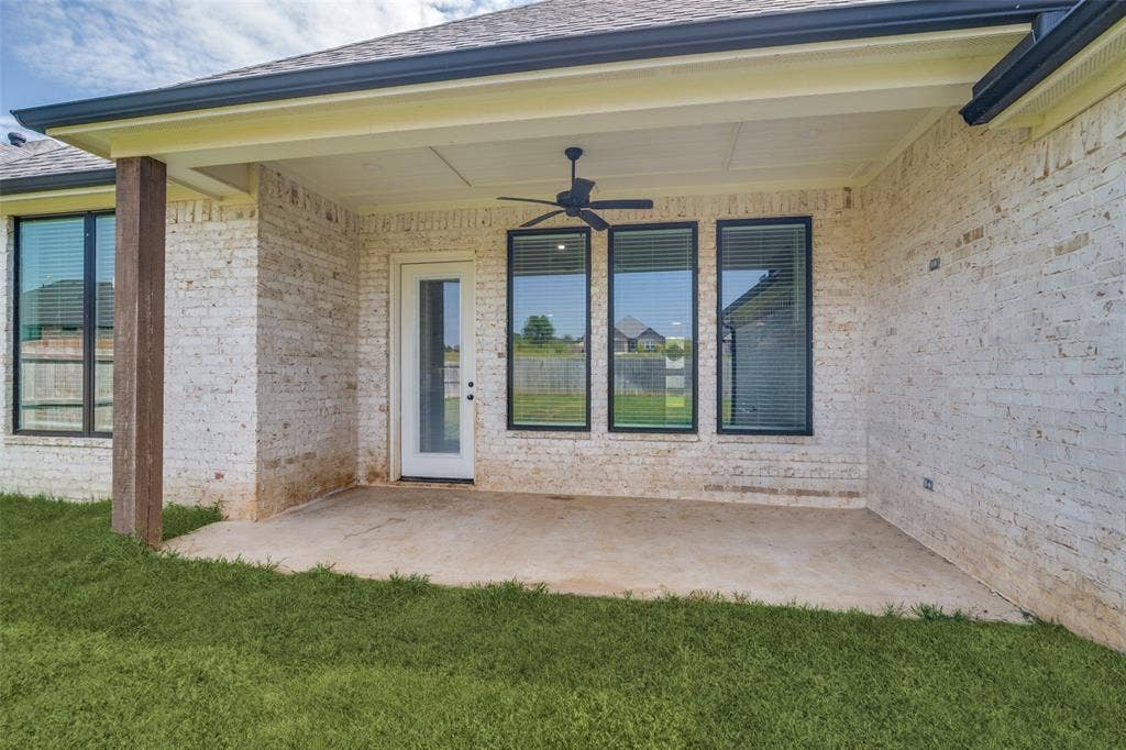 219 Kaul Lane, Bullard, TX 75757 219 Kaul Lane, Bullard, TX 75757