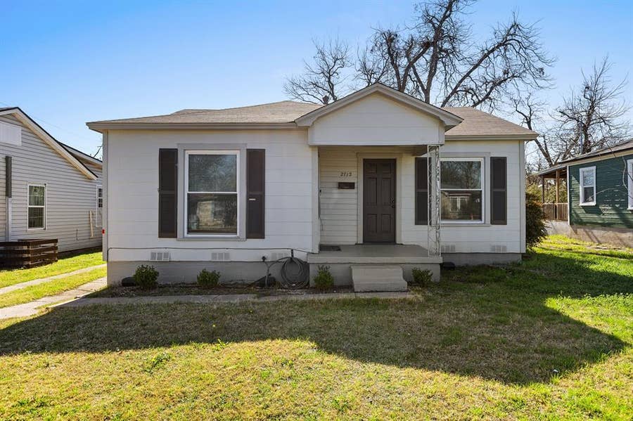 Property photo for 2712 Lyle Avenue, Waco, TX