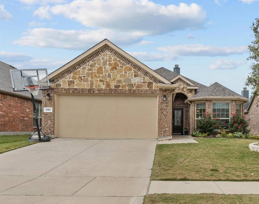 Property photo for 120 Rustic Oak Lane, McKinney, TX