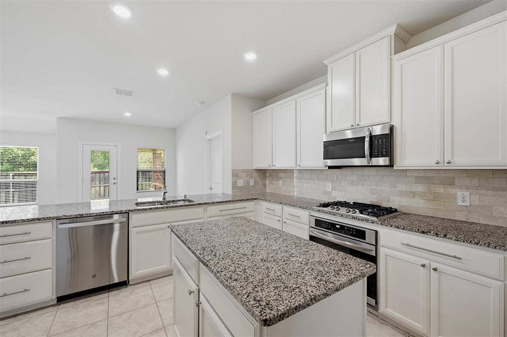 1217 Gibson Drive, Melissa, TX 75454 1217 Gibson Drive, Melissa, TX 75454